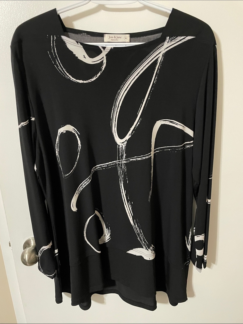 Jess & Jane Two Piece Abstract Brushstroke Long Sleeve Top with Pants Size XL/L